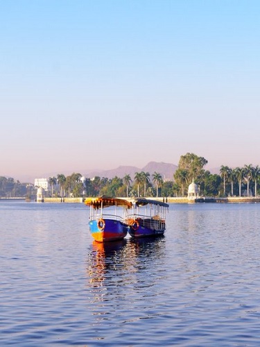 <strong>Udaipur Tour Guide</strong>