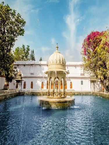 <strong>Udaipur Tour Guide</strong>